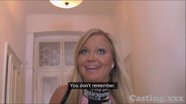 Fashion model gives blowjob during real casting audition