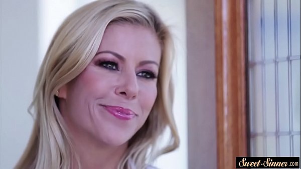 Alexis Fawx stepmom takes it from behind