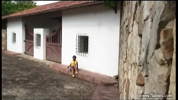 Santa Latina Morenita Latina Hetero threesome
