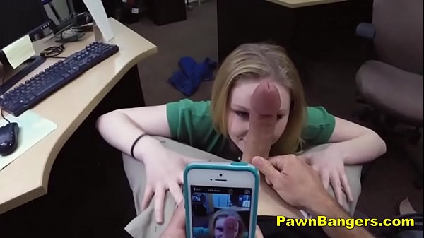 Busty blonde Merrishanks gives blowjob for cash