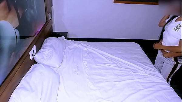 Mexican university student Anelly Fit gets hardcore blowjob