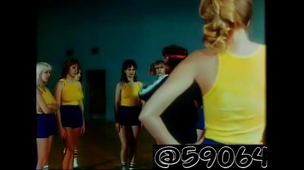 Retro vintage schoolgirl Dr59064