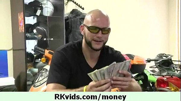 Teen girl shows her pussy for cash