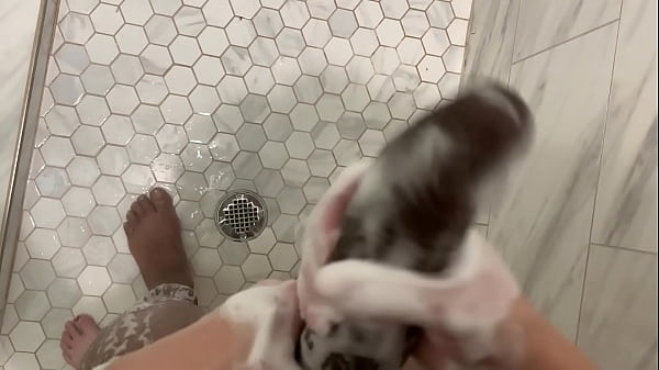Stepdad fucks stepmom while stepdaughter watches then joins him in shower