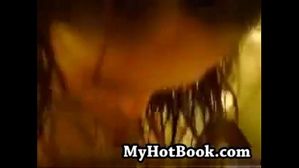 Girlfriend sucks me off in amateur blowjob scene