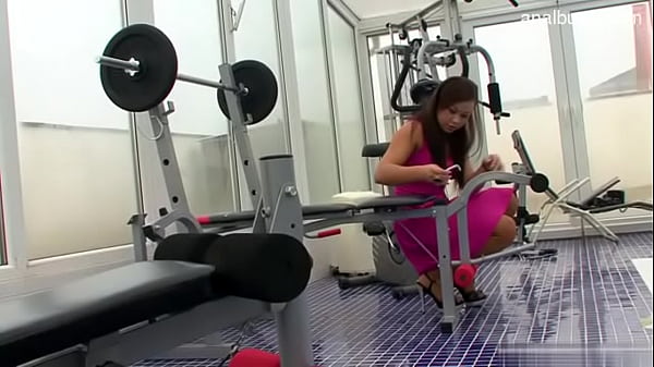 Housewife in uniform gets doggystyle and facial