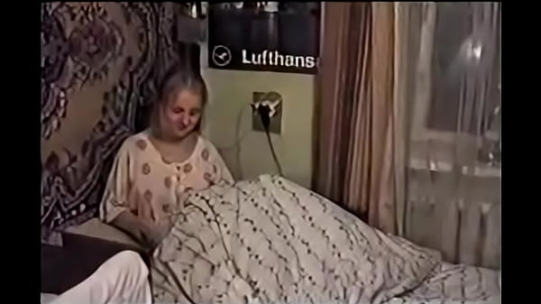 Blonde home wife caught having hardcore pussyfucking amateur sex