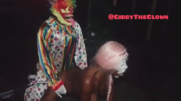 Gibby The Clown creampie in the park with ebony pornstar