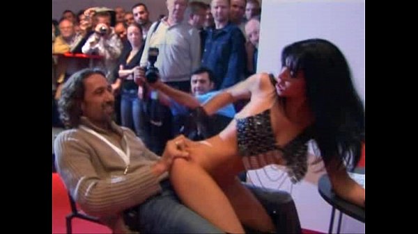 Rebeca Linares takes two cocks in her boots