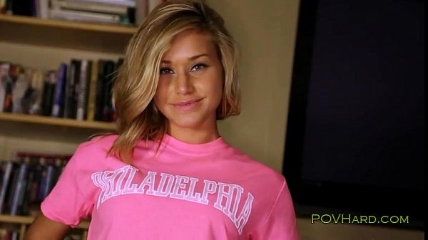 Blonde Kennedy Leigh sucks huge dick in POV