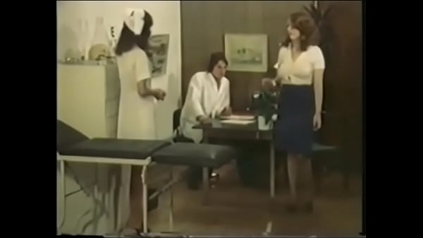 Voluptuous woman drilled in missionary position