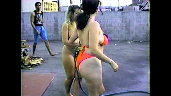 Neighborhood watch babe caught fucking outdoors