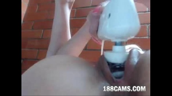 Bella and her gringo friend in lesbian closeup camrip