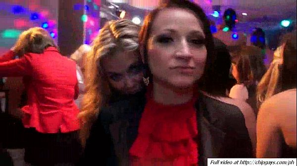Lesbians licking pussy in a crazy club gang bang