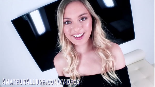 Amber Moore blonde teen gives hardcore blowjob