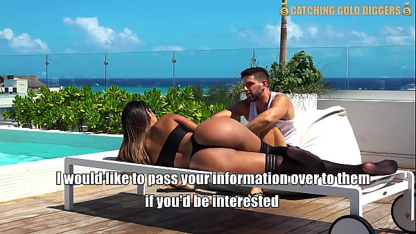 Venezuelan big booty latina fucked in public pool