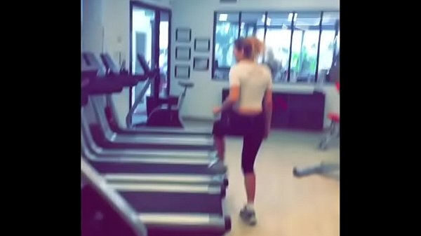 Elisadreams flashes and gets cum in public at Cap dAgde