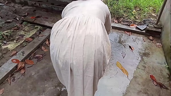 Desi village girl gets hard fuck from stranger at home