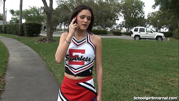 Teen cheerleader gets creampie and cumshot