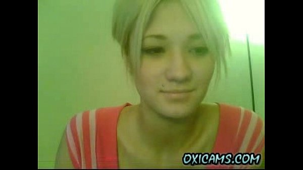 Blonde webcam model Apachelg live sex show