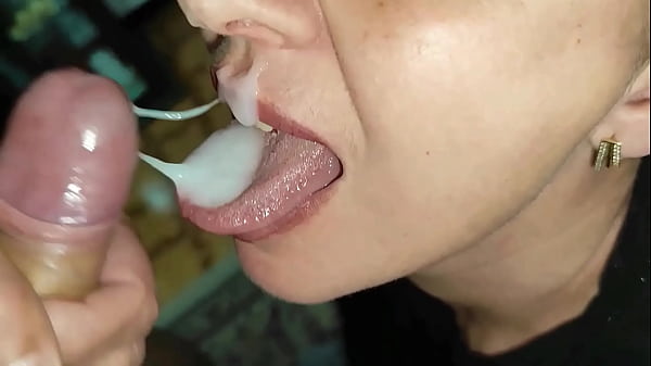 Mature latina milf gives sloppy blowjob and swallows cum