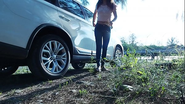 Tinajamesxxx Pisses in Blue Jeans and Sucks Big Cock on Outdoor Roadside Stop