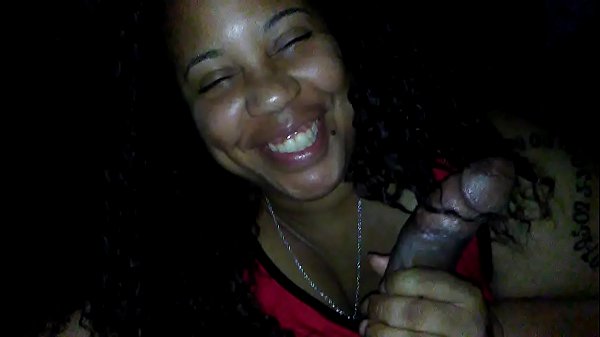 Heavenly Head gives Banana-Boy outdoor blowjob
