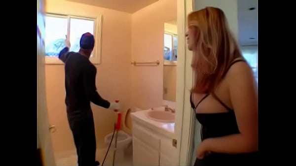 Blonde mom Eden gives tattooed boyfriend blowjob and cumshot