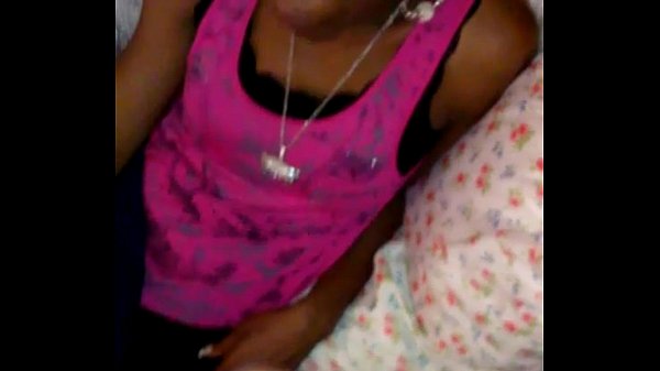 Sexii Slimm sucks Bigg Redd's dick in her mouth