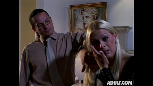 Brooke Hunter sucks Evan Stones big dick