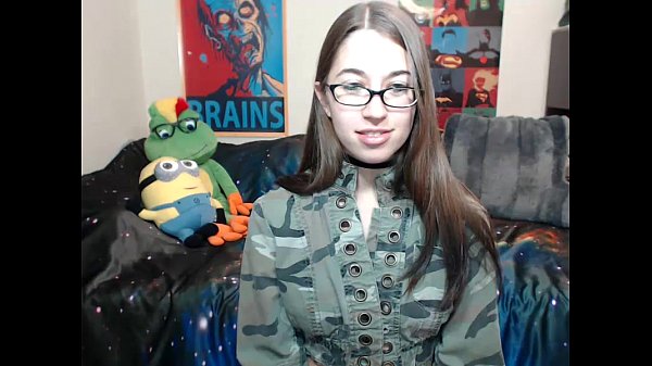 Alex Coal flashing her ass on live webcam solo masturbation show
