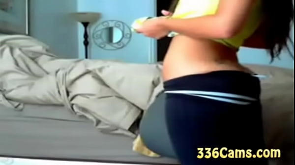 Anasexy90 brunette teen plays on webcam in yellow t-shirt