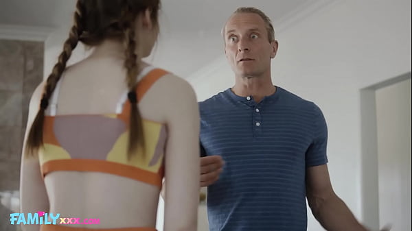 Reese Robbins stepdaughter gives stepdad Clarke Kent blowjob