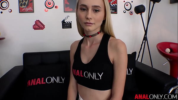 Alicia Williams tiny blonde anal tryout with Mike Adriano