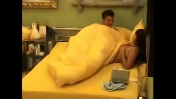Step sister caught by big brother in amateur voyeur sex