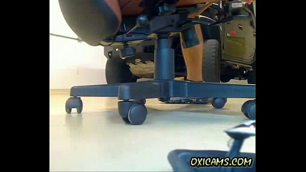 Teen blonde Mm1 masturbates on Sabreeh's cam