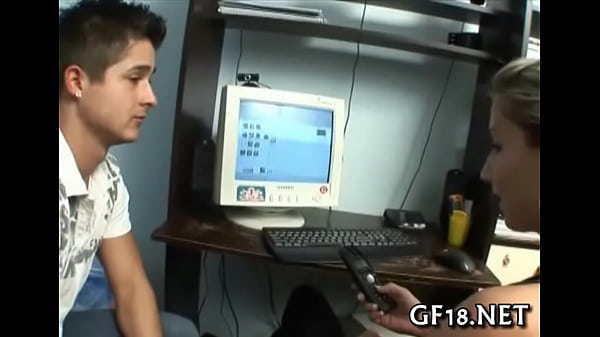 Russian student girlfriend gets cuckolded at party