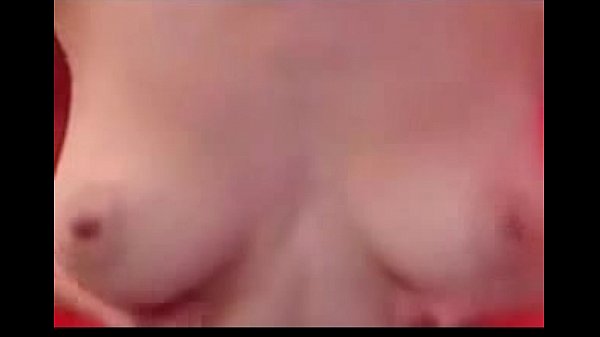 Young Latin Girl Masturbates Live On Webcam
