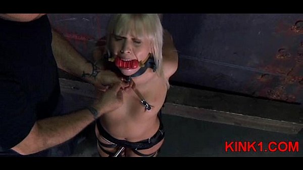 Teen girl lies on her side and gets hardcore fucked