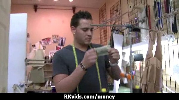 Teen hooker gets paid for sex with Medapascal