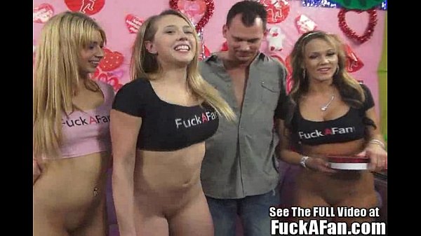 Kagney Linn Karter fucks a fan