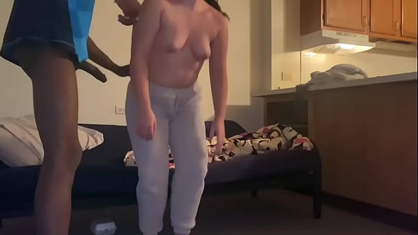 Buffalo Amazon delivery guy fucks Momma Bear