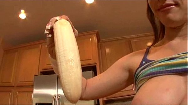 Jennifer White deep throats a hard cock