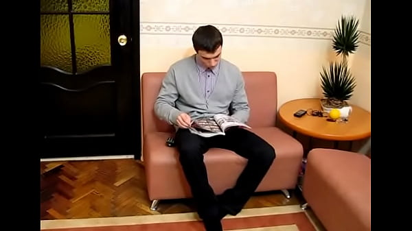 Russian teen amateur Mugiseposafe takes cumshots
