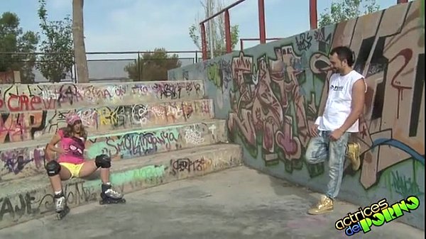 Bobicca rollerblades in park gets fucked