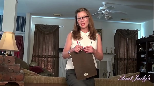 Aunt Judys 43yo Hairy Milf Isabella as Brunette Secretary