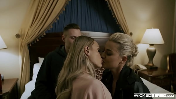 Emma Hix and Blake Blossom hardcore deepthroat
