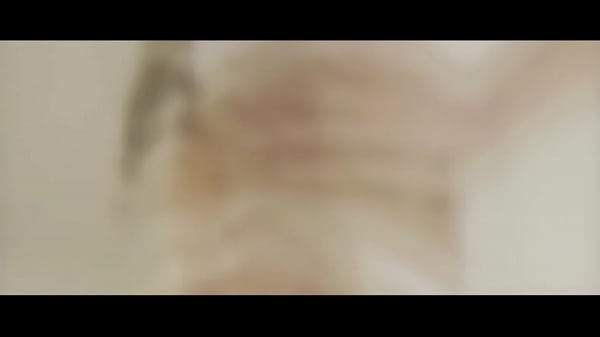 Lizupicue masturbation in front of a mirror