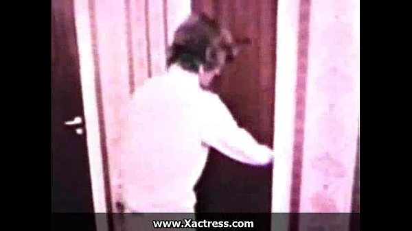 Bride gives blowjob on wedding night