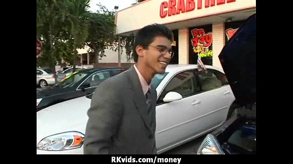 Teen girl takes cash for a threesome with Medapascal